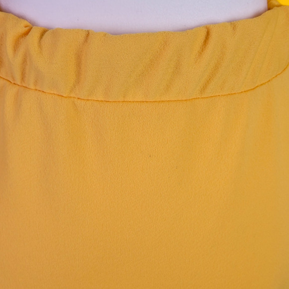 Vintage 70s Yellow Polyester Maxi Skirt with Buttons and Side Slits, 16 - Picture 5 of 8